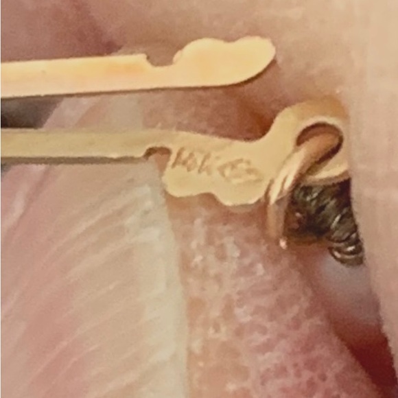 Pearl Necklace, bracelet and earring set - Picture 5 of 6